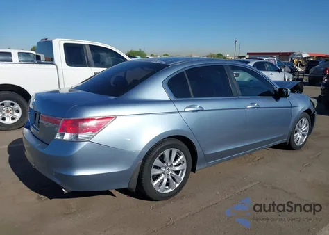 2011 Honda Accord 2.4 Ex из США, поврежденный, VIN 1HGCP2F71BA071733